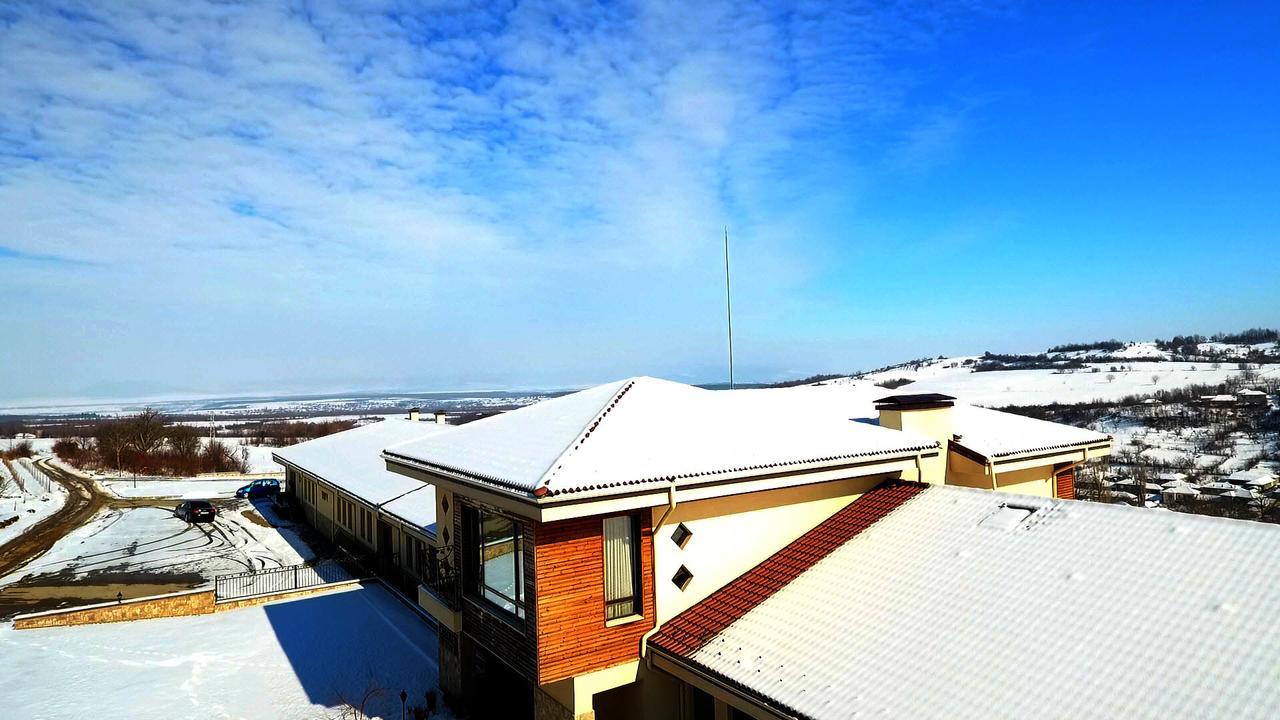 Hotel Chateau Des Bergers Targovishte  Exteriör bild